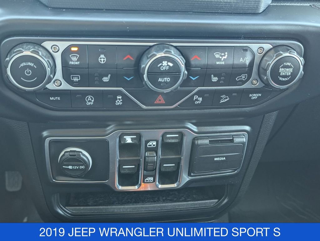 Used 2019 Jeep Wrangler Unlimited Sport S image 26