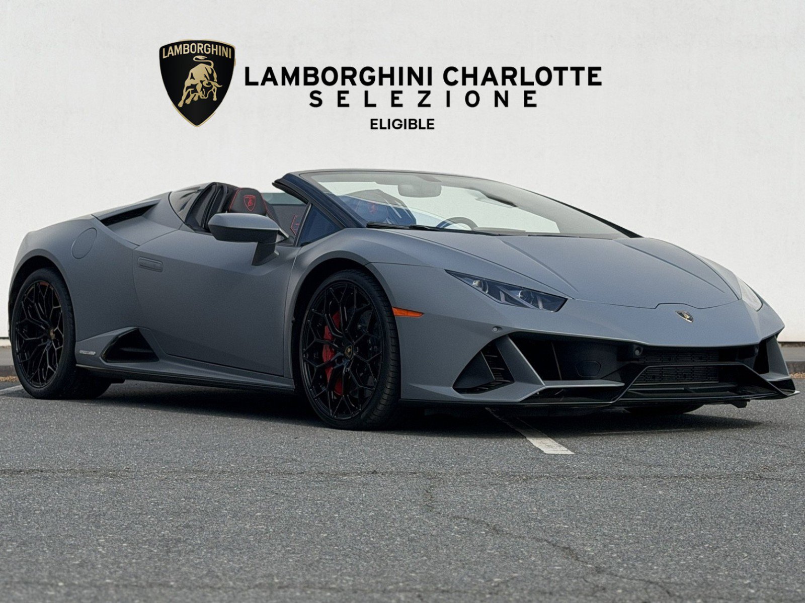Used 2022 Lamborghini Huracan EVO image 1