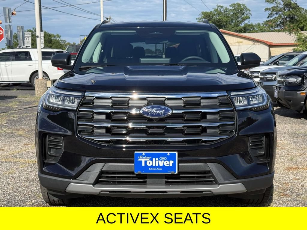 New 2026 Ford Explorer Active RWD image 3