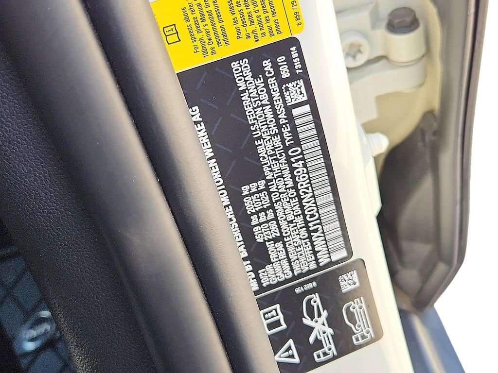 Used 2022 MINI Cooper Clubman S w/ Premium Package image 27