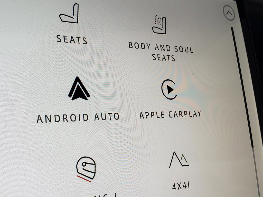 New 2026 Land Rover Defender 110 image 21