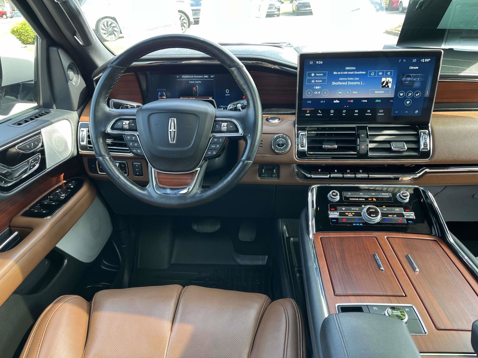 Certified 2023 Lincoln Navigator L Reserve AWD/4WD image 13