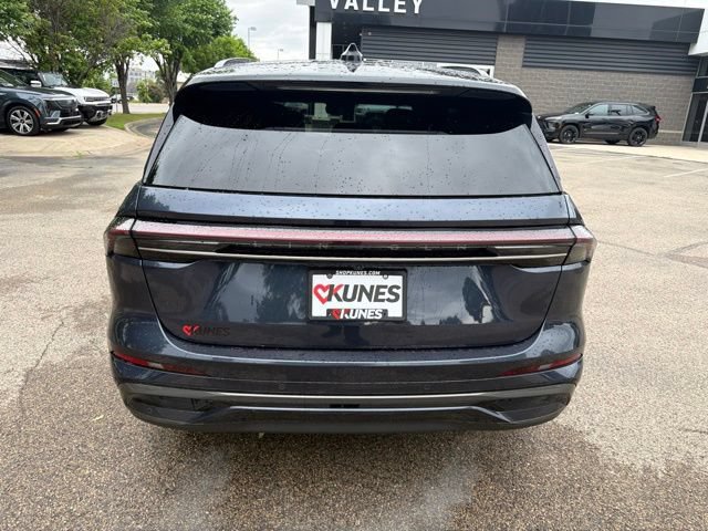 Used 2024 Lincoln Nautilus Reserve w/ Equipment Group 203A AWD/4WD image 4