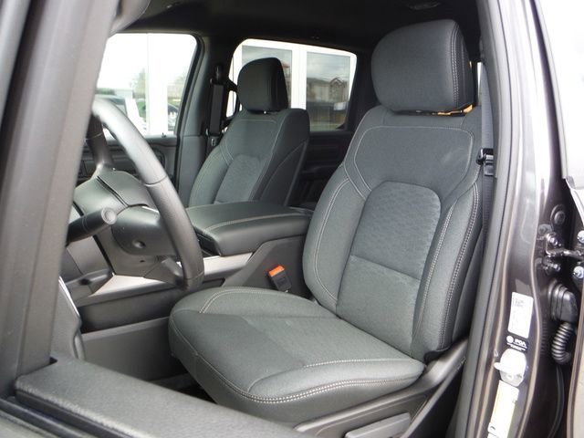 New 2026 RAM 1500 Express AWD/4WD image 17