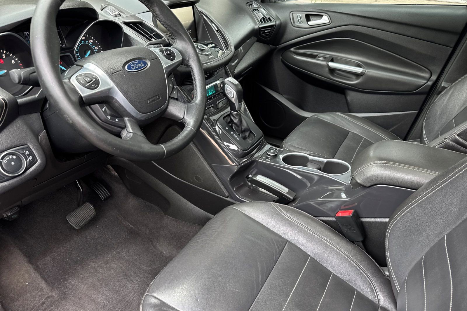 Used 2014 Ford Escape Titanium image 10