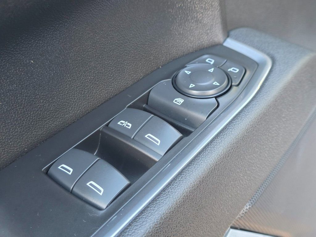 Used 2025 Chevrolet Silverado 1500 LT image 24