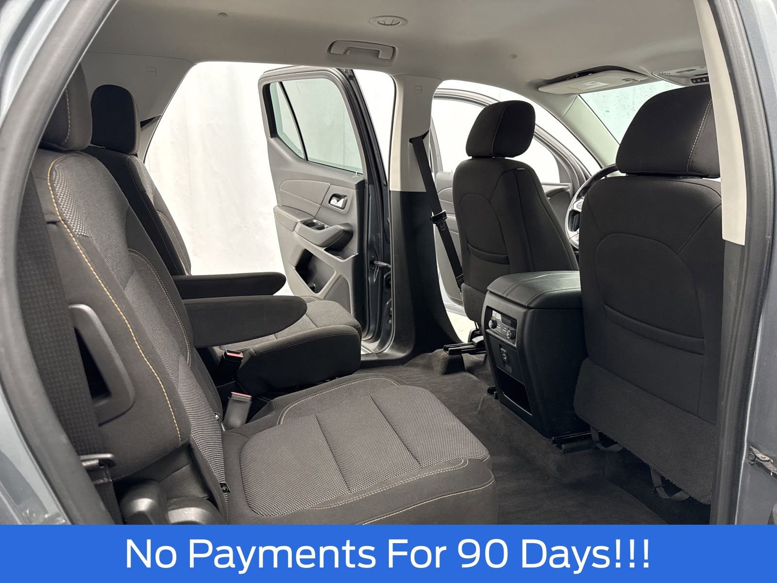 Used 2020 Chevrolet Traverse LT image 31