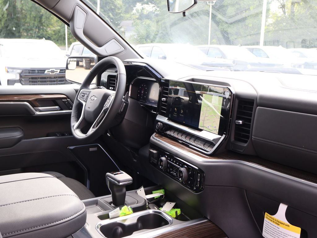 New 2026 Chevrolet Silverado 1500 LT Trail Boss w/ Convenience Package II AWD/4WD image 41