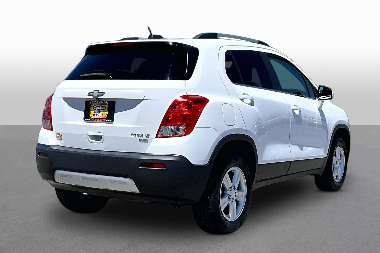 Used 2016 Chevrolet Trax LT AWD/4WD image 2