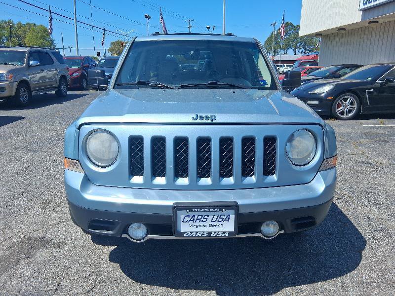 Used 2013 Jeep Patriot Limited w/ Sun/Sound Group FWD image 4