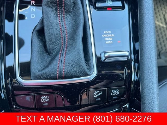New 2026 Jeep Compass Trailhawk w/ Sun, Sound & Navigation Group AWD/4WD image 26