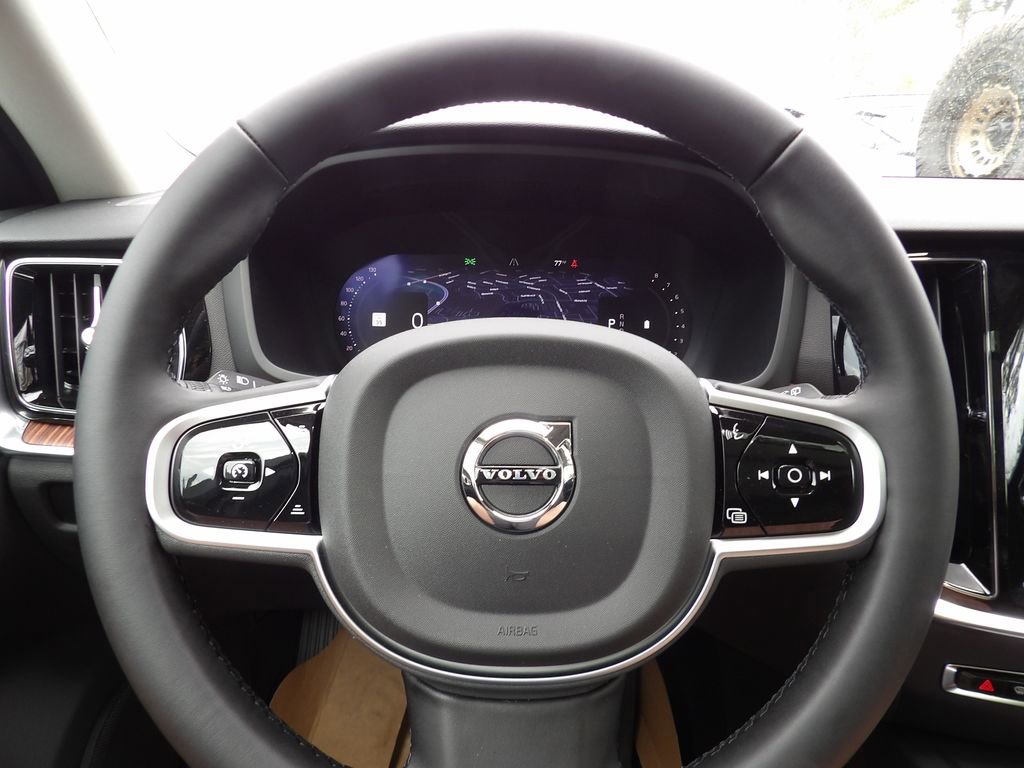 New 2026 Volvo V60 B5 Cross Country Plus w/ Protection Package Premier image 16
