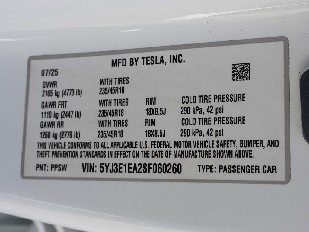 Used 2025 Tesla Model 3 Long Range RWD image 47