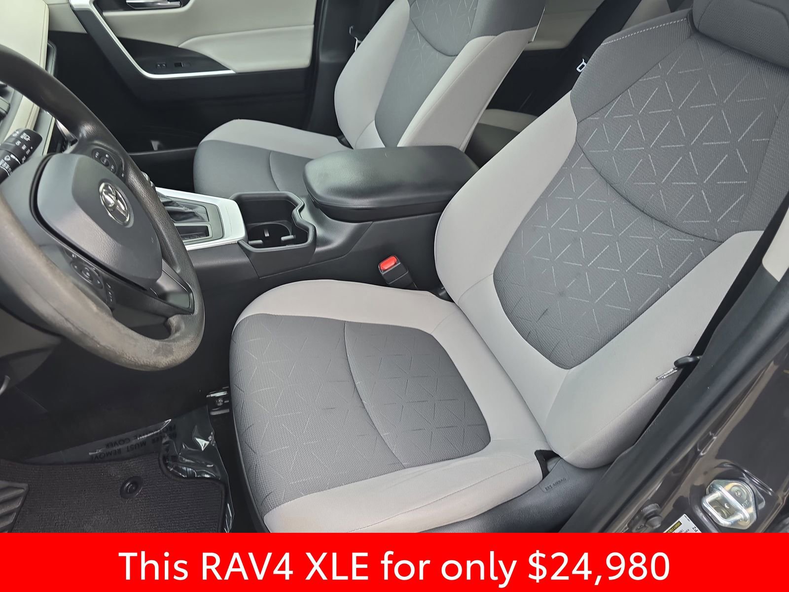 Used 2022 Toyota RAV4 XLE image 20