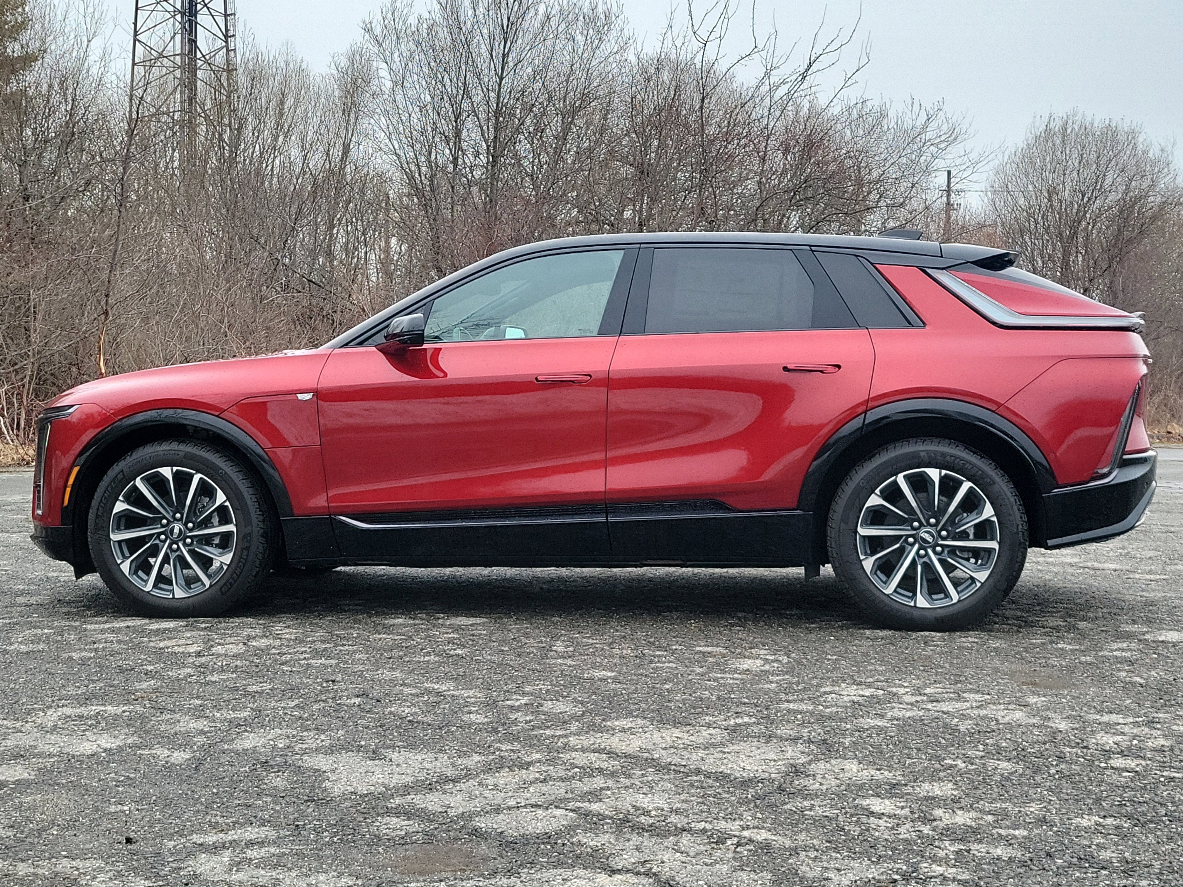 New 2026 Cadillac Lyriq Sport image 2