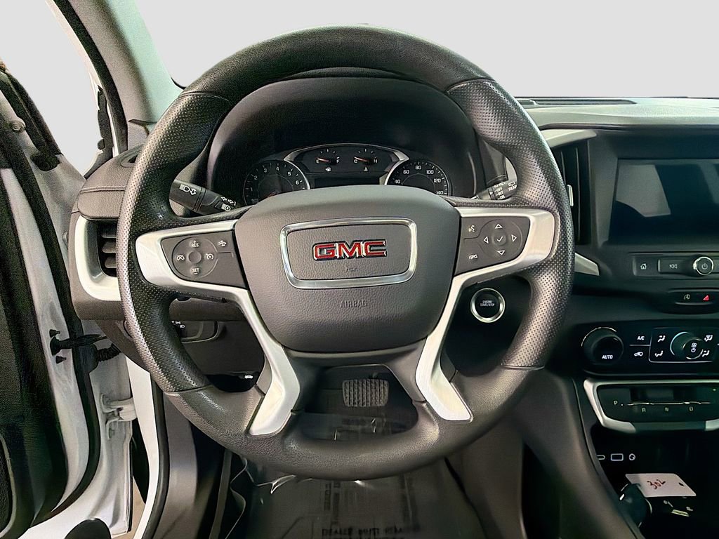 Used 2022 GMC Terrain SLE w/ Driver Convenience Package image 13