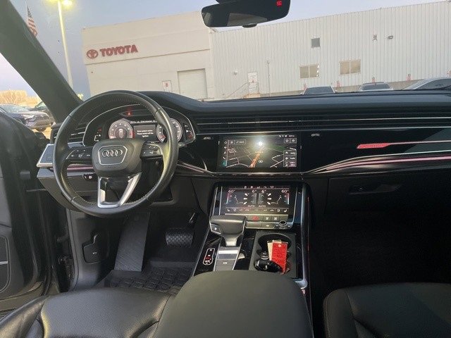 Used 2019 Audi Q8 Premium Plus w/ Premium Plus image 21