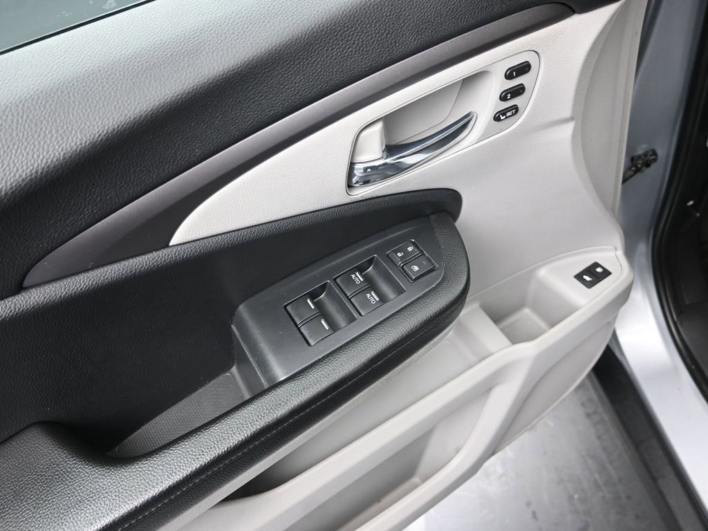 Used 2021 Honda Pilot Special Edition image 15