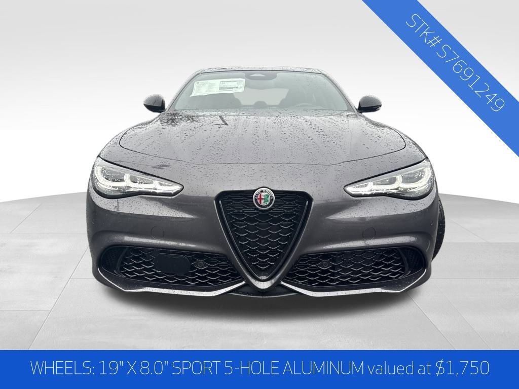 New 2025 Alfa Romeo Giulia AWD w/ Driving Assist Package image 2