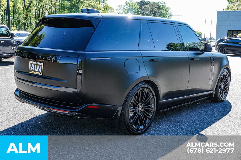 Used 2024 Land Rover Range Rover Long Wheelbase SE AWD/4WD image 5