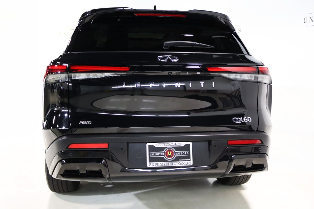 Used 2023 INFINITI QX60 Pure AWD/4WD image 31