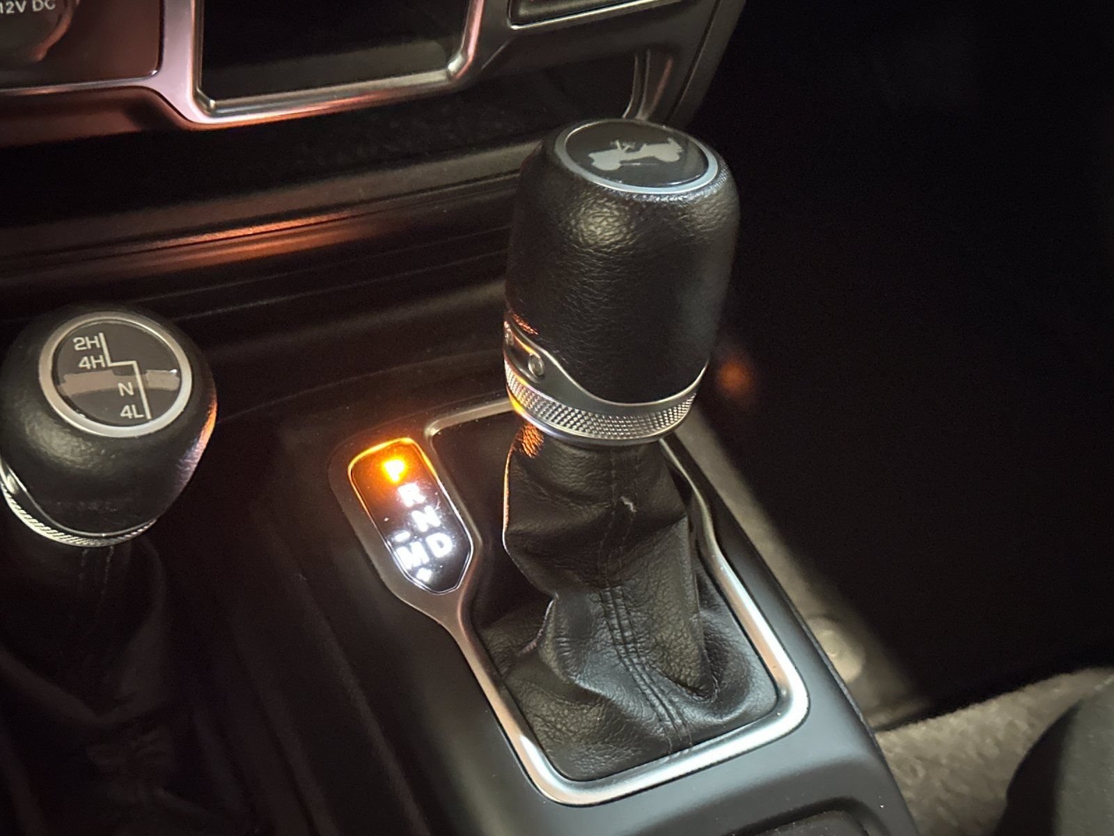 Certified 2021 Jeep Wrangler Sport AWD/4WD image 18