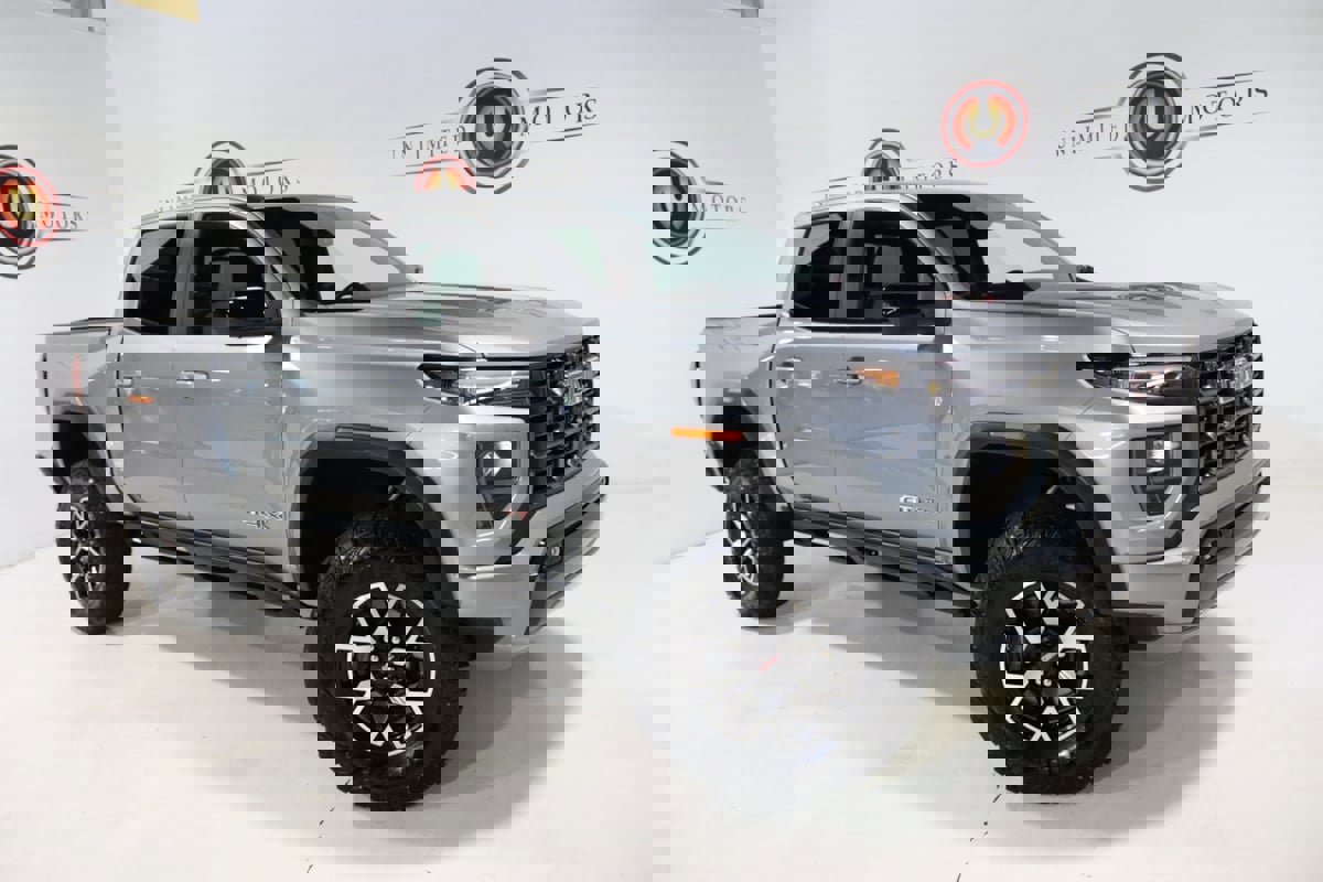 Used 2023 GMC Canyon AT4X image 78