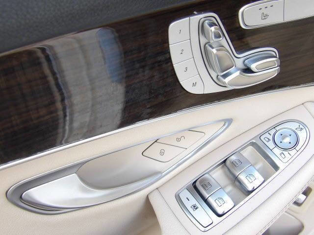 Used 2018 Mercedes-Benz C 300 4MATIC Sedan image 19