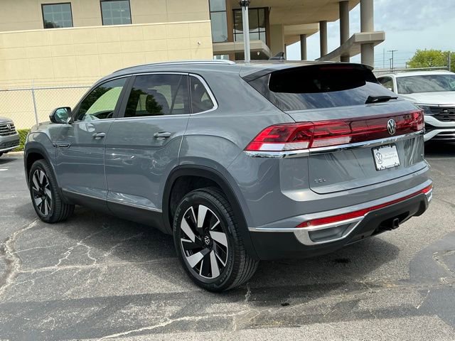 Used 2024 Volkswagen Atlas Cross Sport SEL AWD/4WD image 5
