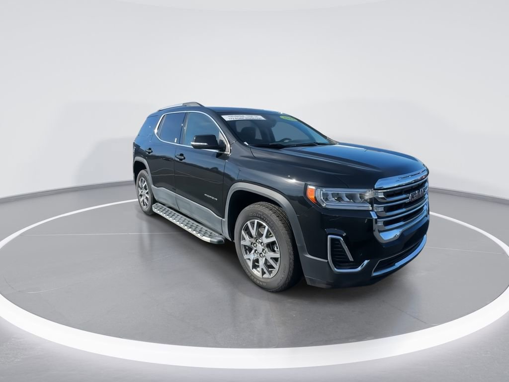 Used 2023 GMC Acadia SLE w/ Driver Convenience Package image 4
