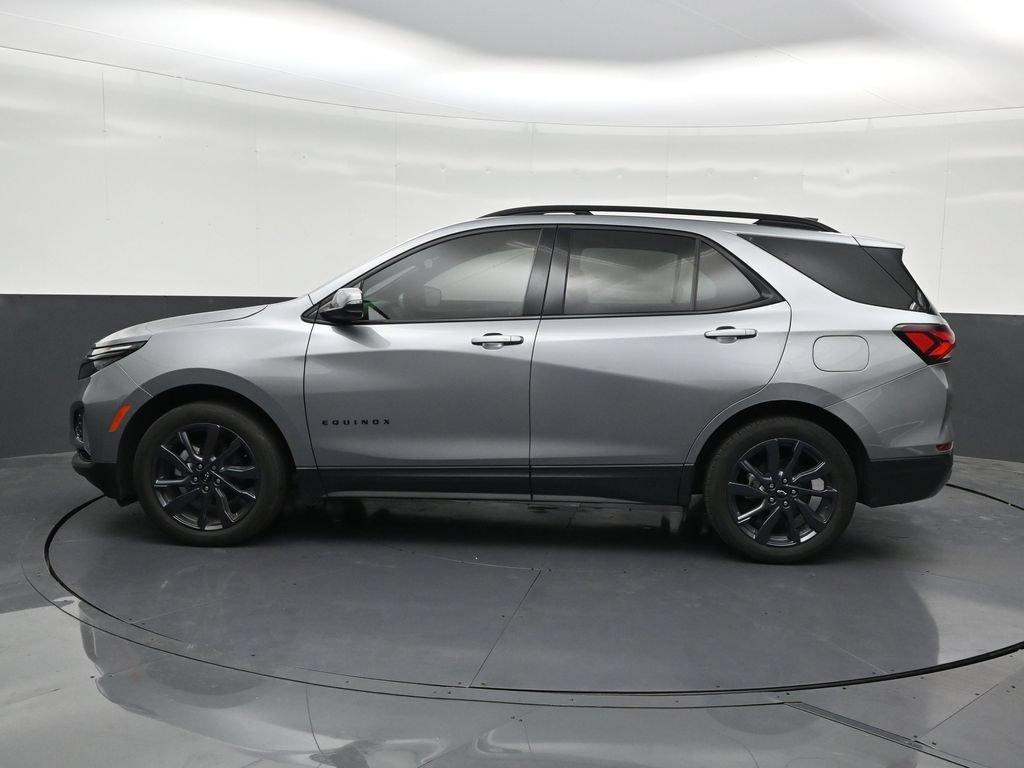 Used 2024 Chevrolet Equinox RS w/ RS Leather Package FWD image 2