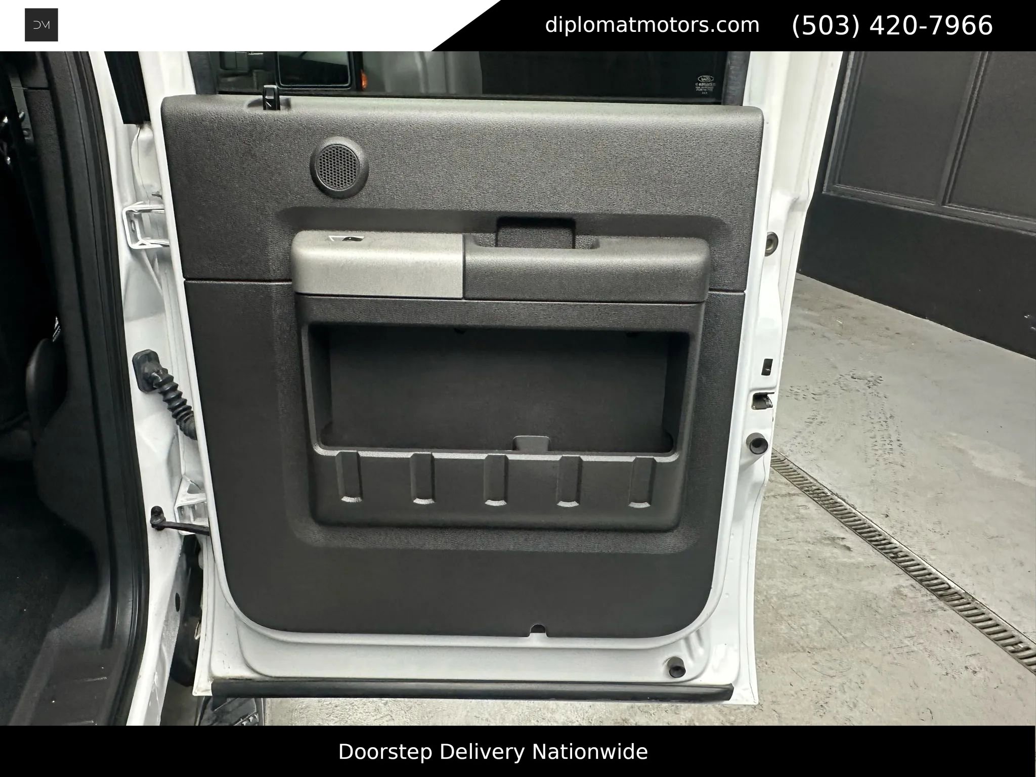 Used 2016 Ford F350 Lariat w/ Lariat Interior Package image 26