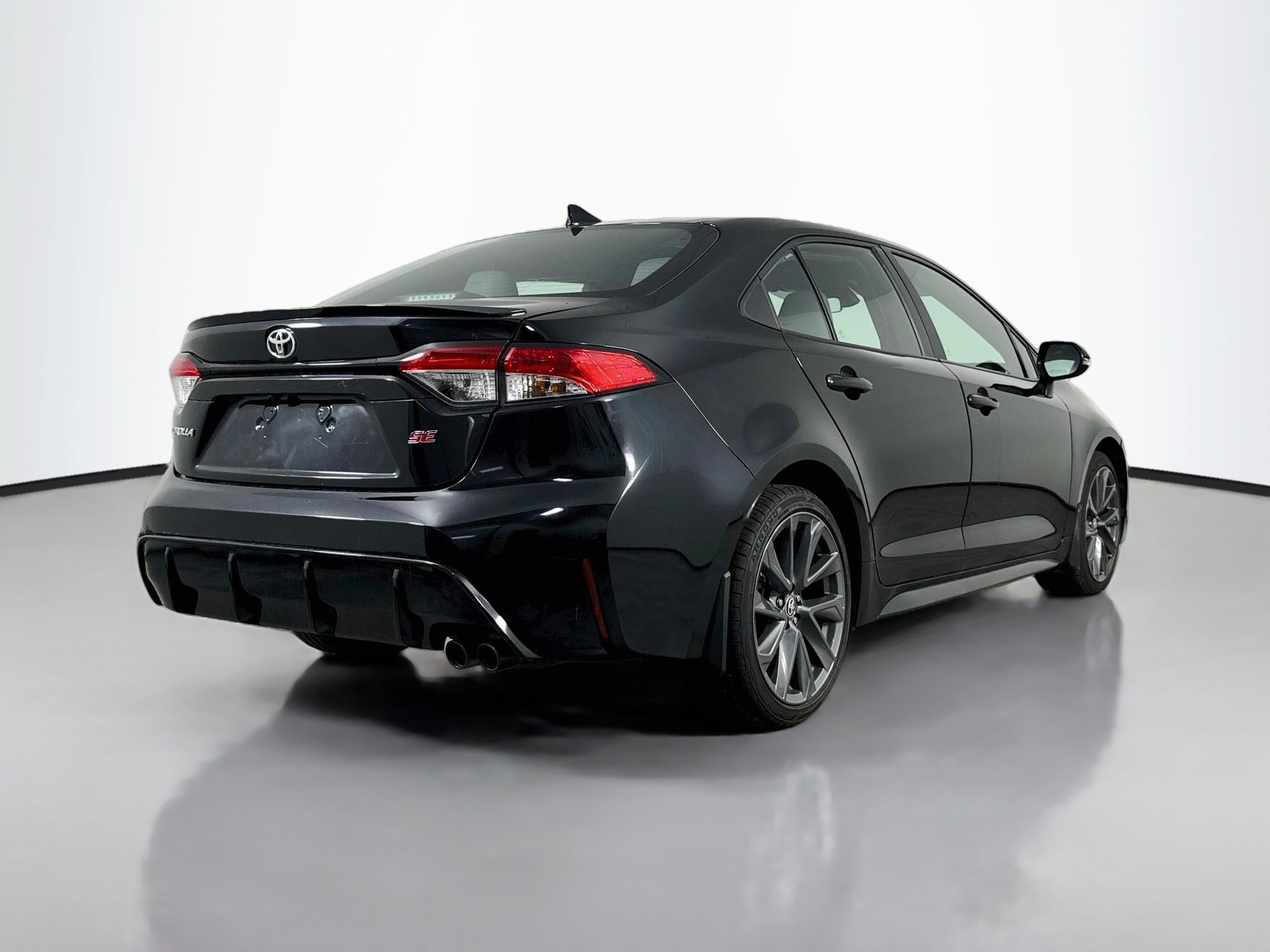 Certified 2023 Toyota Corolla SE FWD image 7