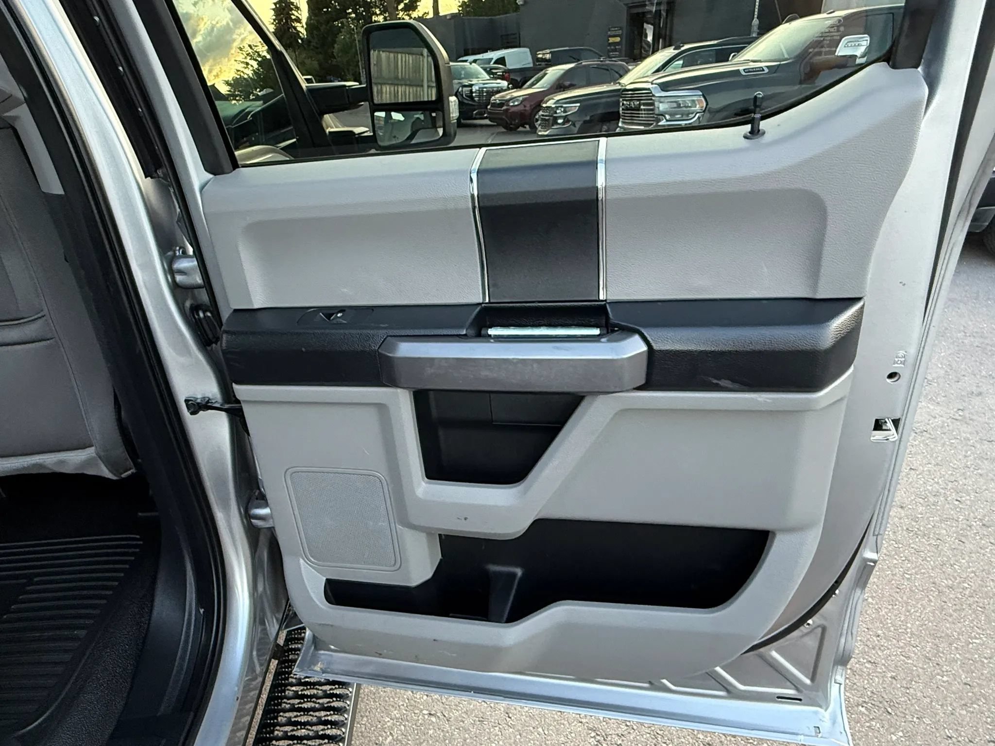 Used 2020 Ford F250 XLT AWD/4WD image 29