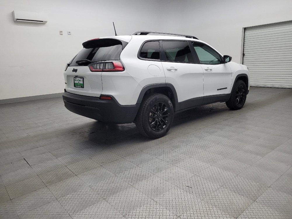 Used 2023 Jeep Cherokee Altitude Lux image 9