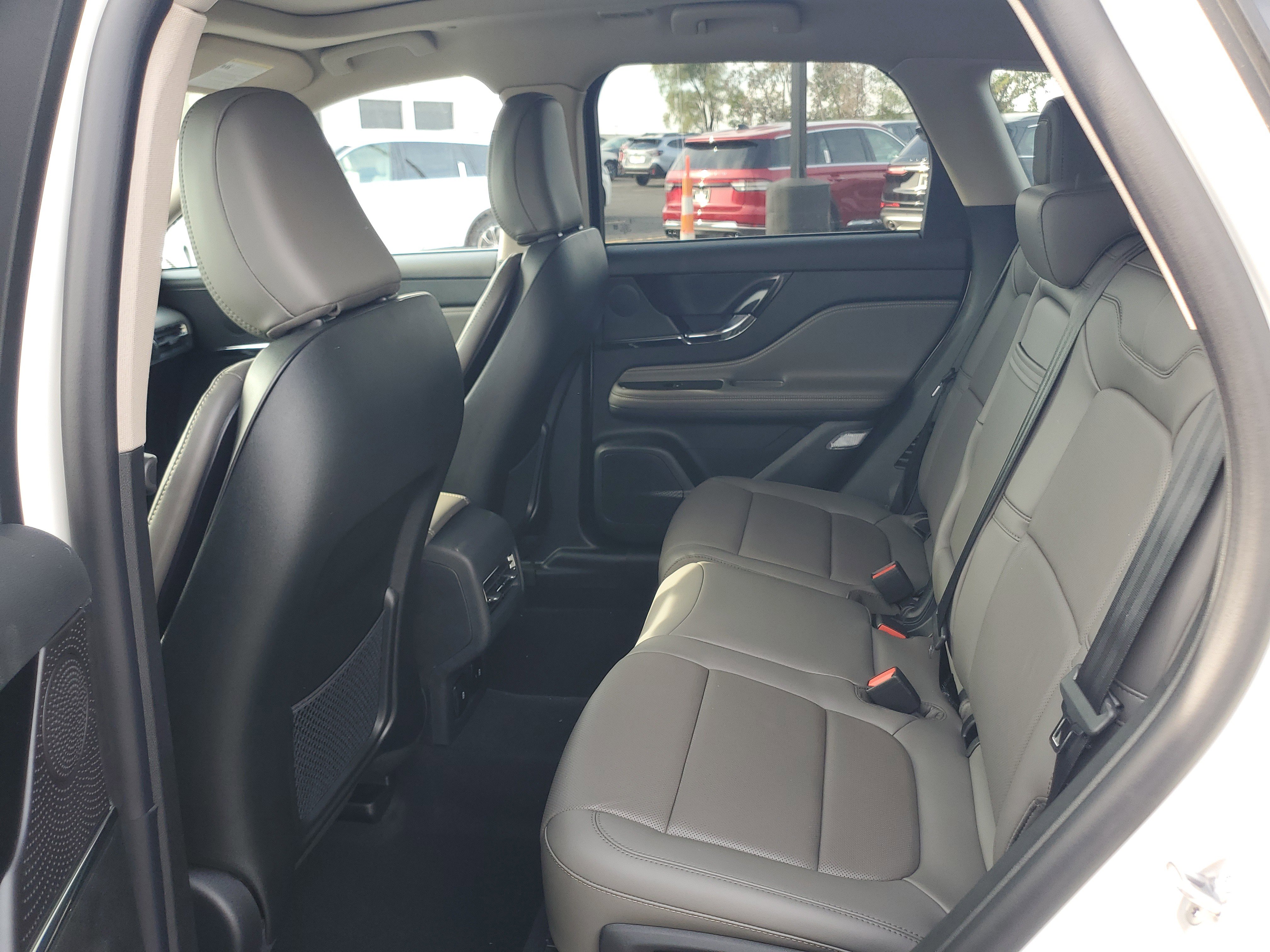 New 2026 Lincoln Corsair Reserve image 25