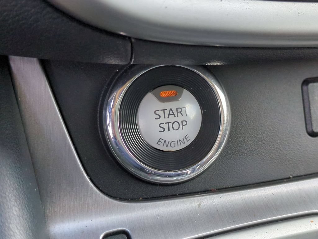 Used 2019 Nissan Murano SV AWD/4WD image 22
