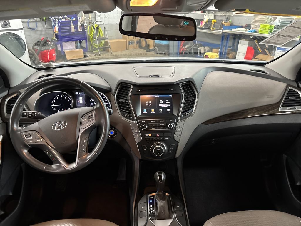 Used 2017 Hyundai Santa Fe Sport image 21