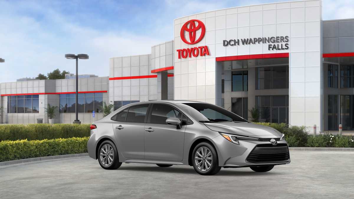New 2026 Toyota Corolla XLE FWD image 32