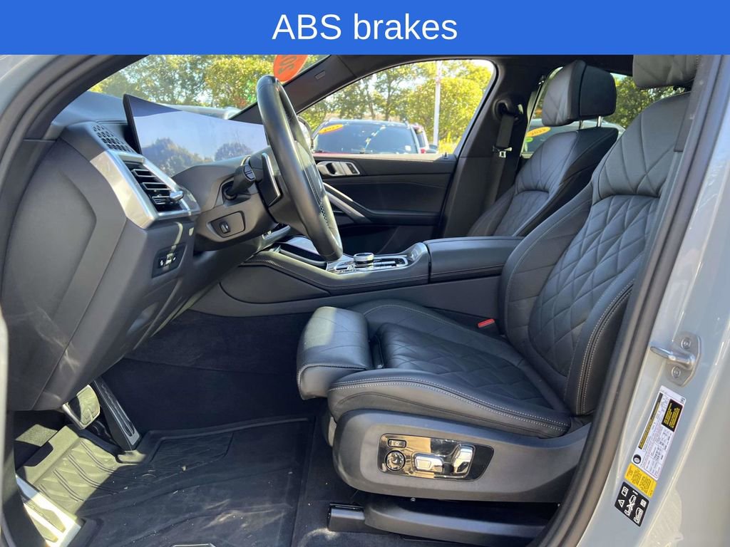Used 2024 BMW X6 M60i w/ Executive Package image 14