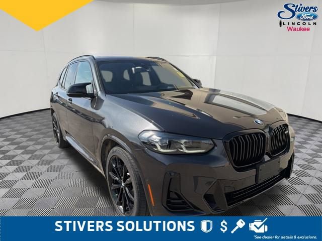 Used 2024 BMW X3 M40i w/ Premium Package image 3