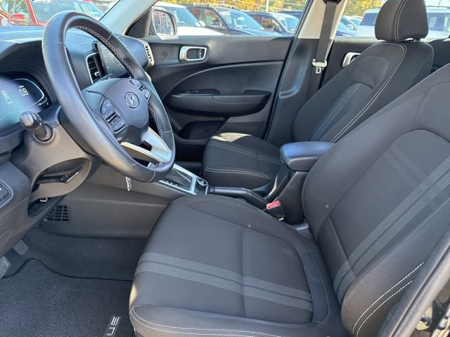 Certified 2023 Hyundai Venue SEL image 23