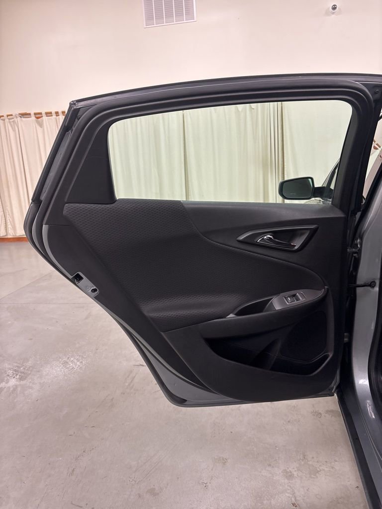 Used 2024 Chevrolet Malibu LT FWD image 21