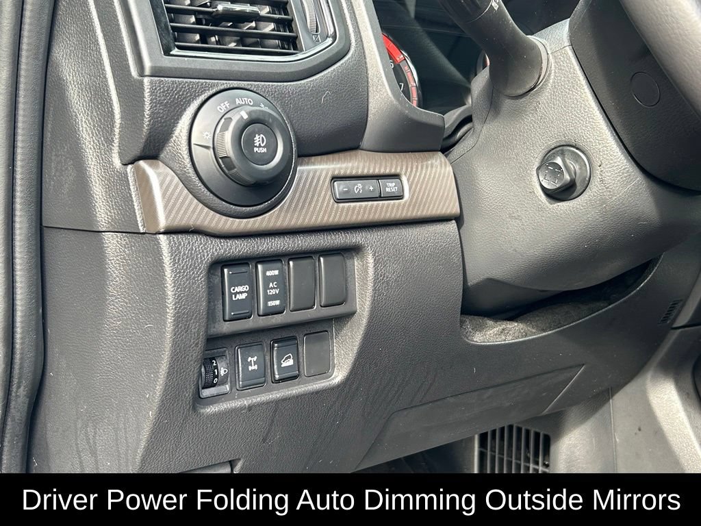 Used 2024 Nissan Titan PRO-4X w/ Pro-4x Convenience Package AWD/4WD image 16