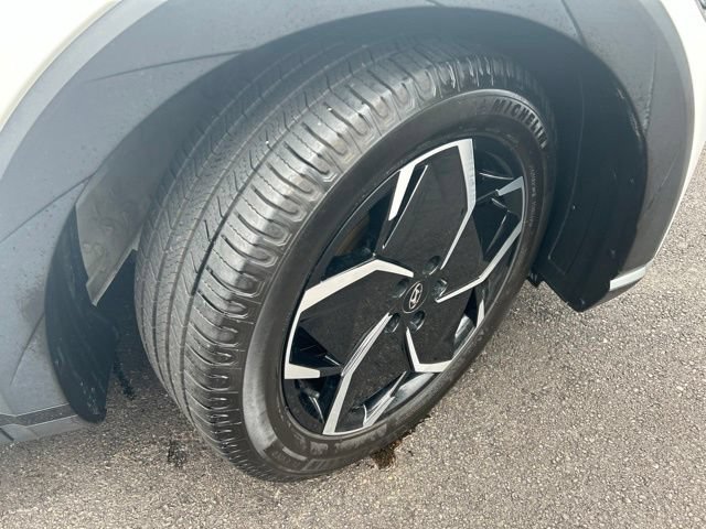 Used 2024 Hyundai Ioniq 5 SEL RWD image 34