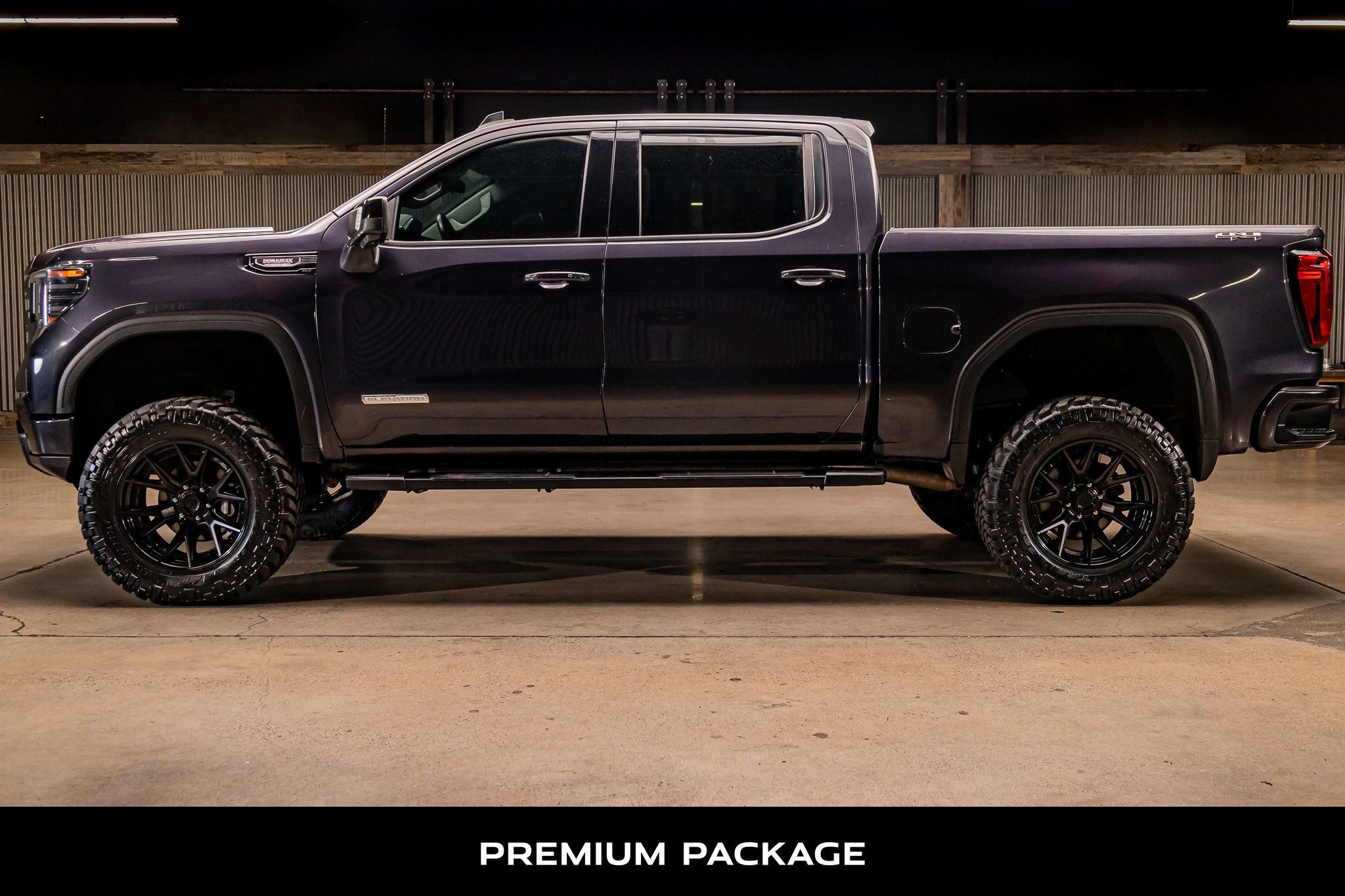 Used 2022 GMC Sierra 1500 Elevation w/ Elevation Premium Package image 6