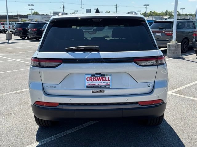 New 2026 Jeep Grand Cherokee Limited AWD/4WD image 6