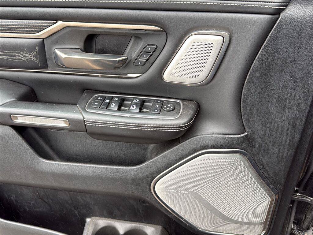 Used 2020 RAM 1500 Limited AWD/4WD image 9