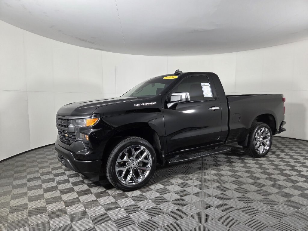 Used 2024 Chevrolet Silverado 1500 W/T w/ Trailering Package RWD image 7