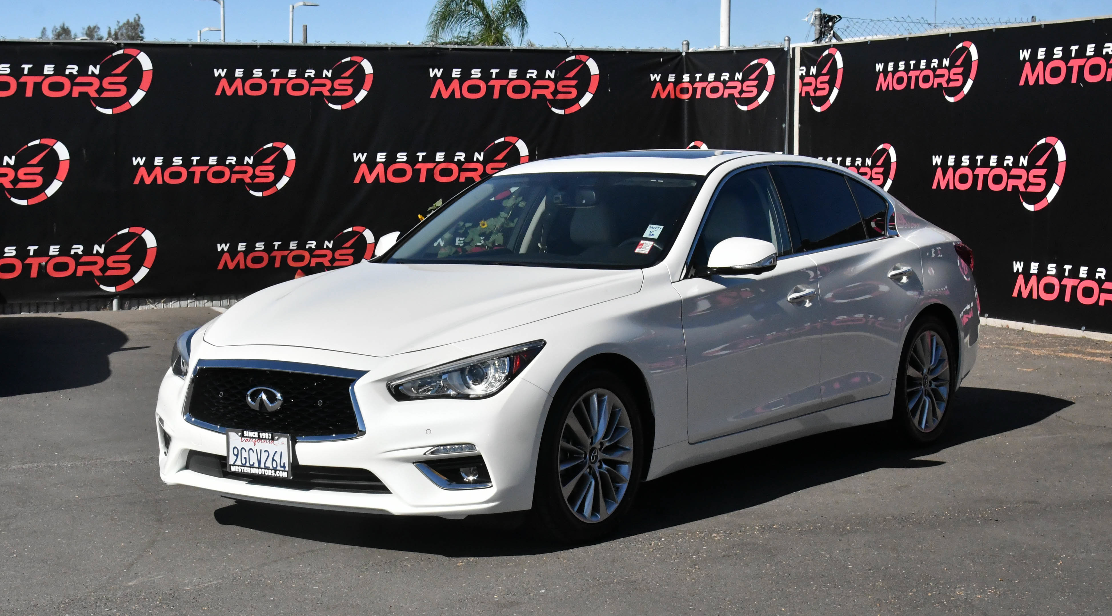Used 2023 INFINITI Q50 Luxe RWD image 3